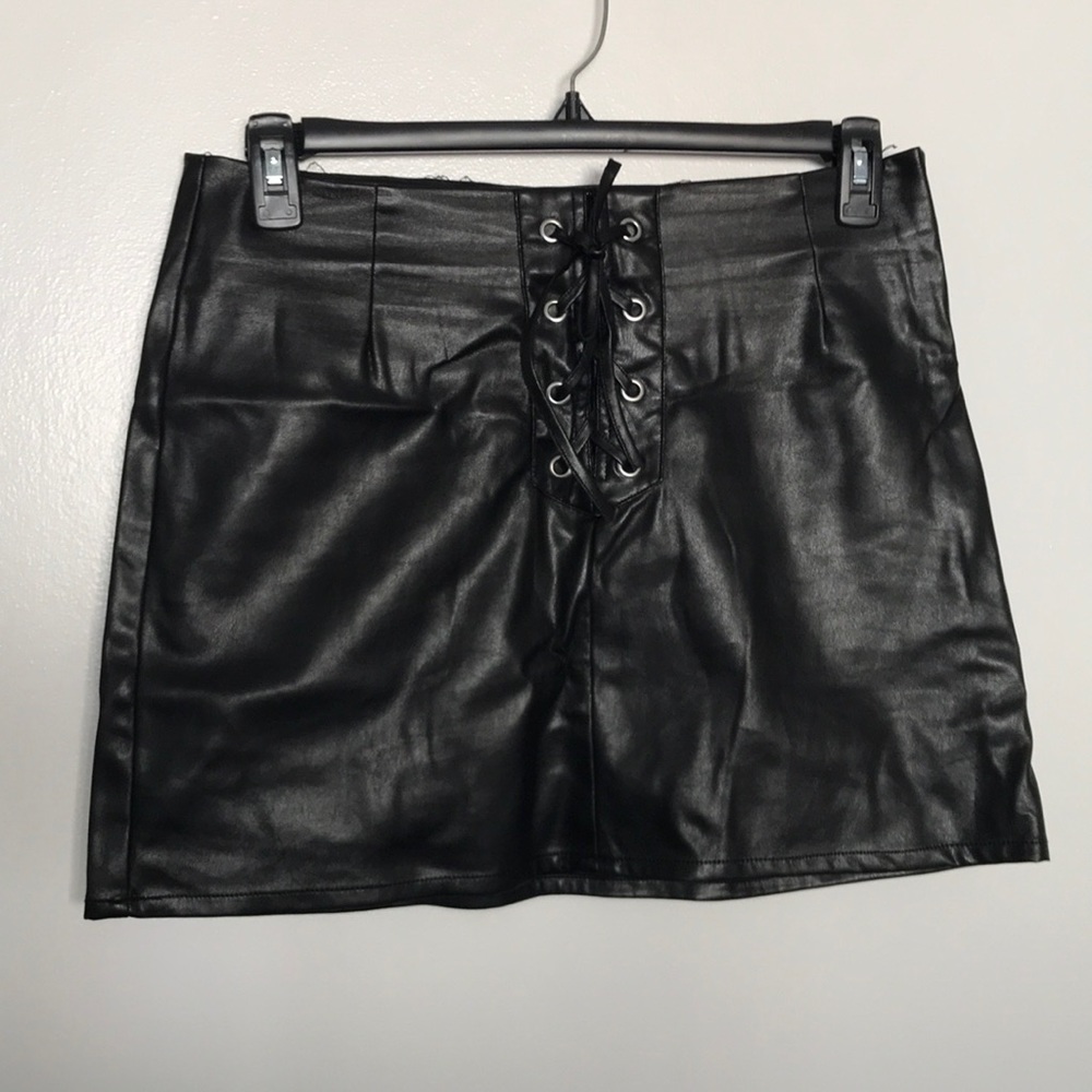 Forever 21 skirt